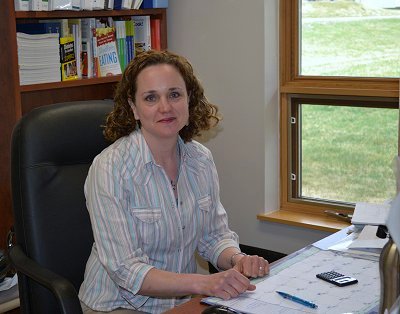 Dietician working at desk
